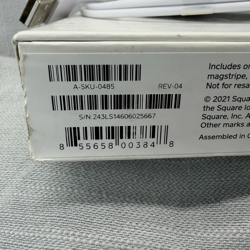 Square Reader Contactless Chip Card Reader White w USB Cable Box‎ A-SKU-0485